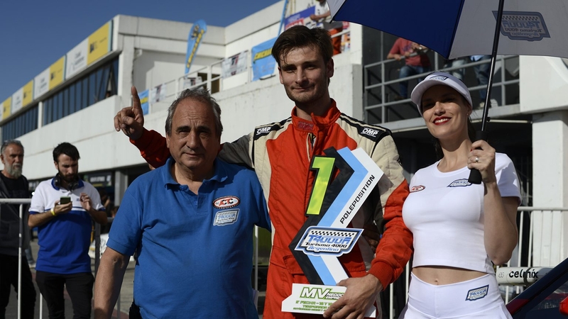 William Newing se quedó con la Pole Position