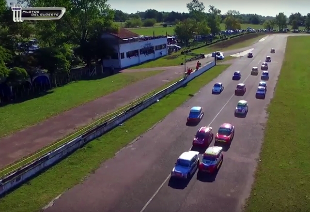 La largada de la Promocional 1100 desde el drone de Enfocados para Pilotos del Sudeste.